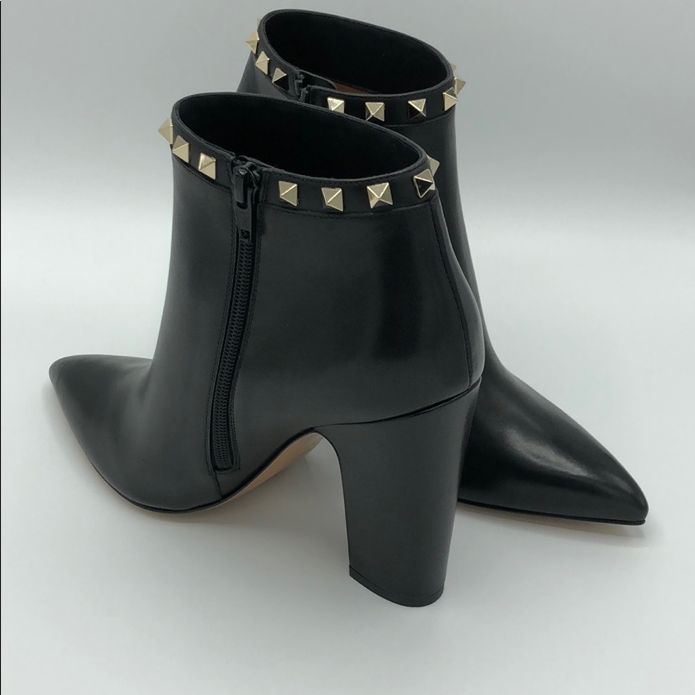 Valentino RockStud booties size 41.  New in box! - Picture 2 of 8